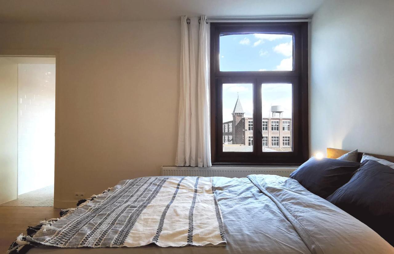 Appartement Et Parking Privatif Le Long De L Escaut Tournai Esterno foto